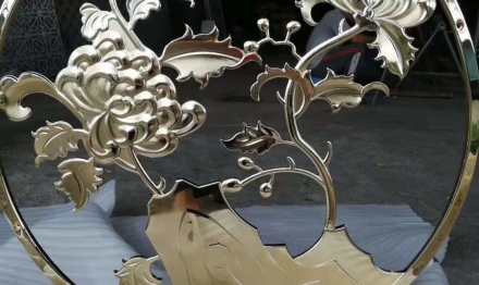 关于铝雕